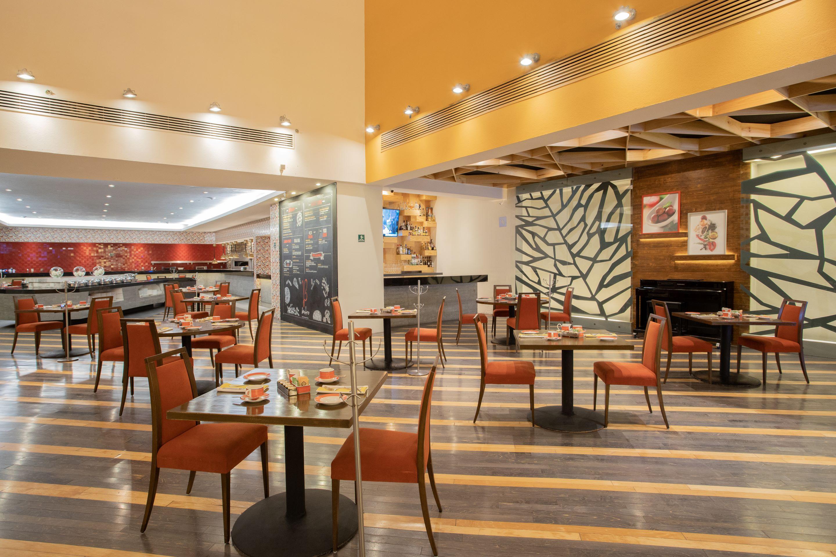 Camino Real Monterrey Hotel San Pedro Garza Garcia Exterior photo The restaurant